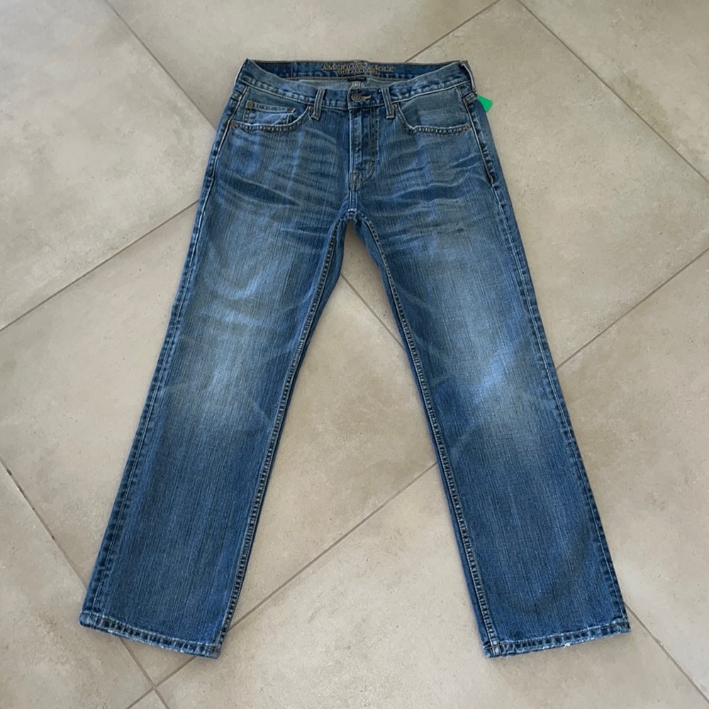 🔥 American Eagle Outfitters Original Straight denim jeans 31” x 30”